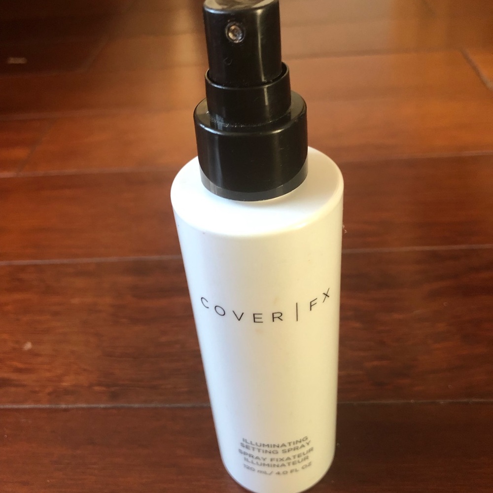 Cover FX illuminating spray